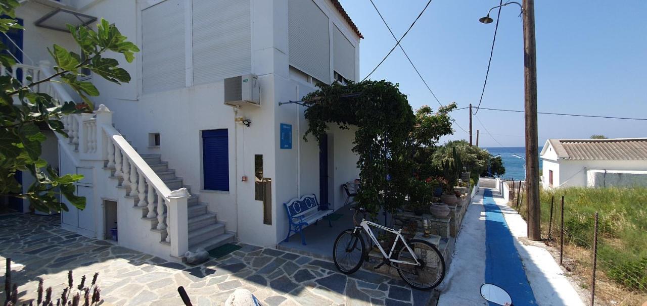 Jenny Apartments Karlovassi Luaran gambar