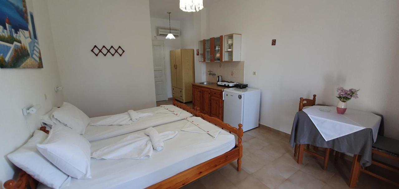 Jenny Apartments Karlovassi Luaran gambar